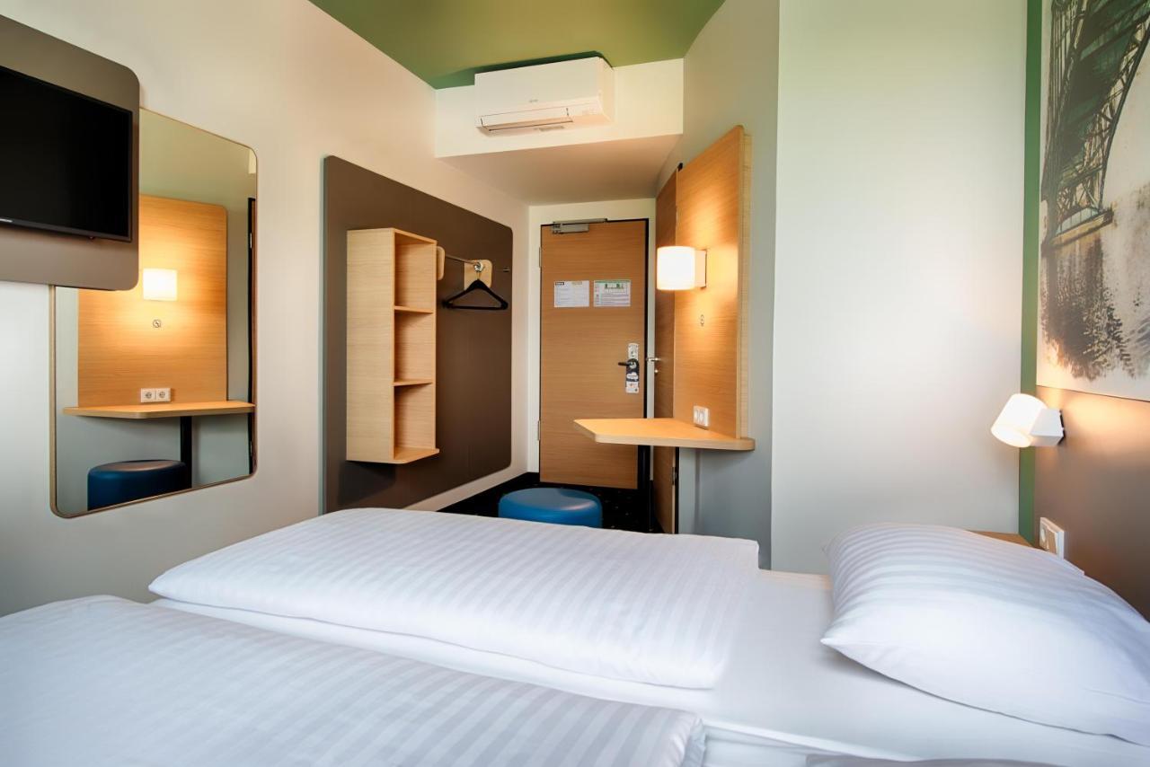 B&B Hotel Wilhelmshaven Esterno foto