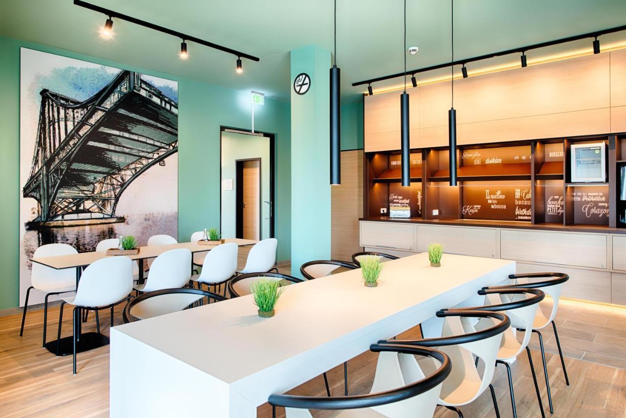 B&B Hotel Wilhelmshaven Esterno foto