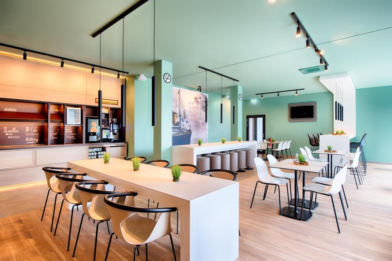 B&B Hotel Wilhelmshaven Esterno foto